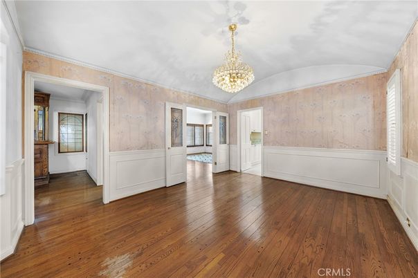 Chandelier, Empty room, Interior, Wood Texture Flooring
