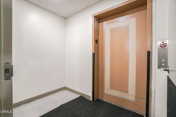 Elevator, Interior, Recessed Lighting