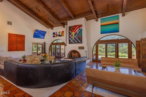 Fireplace, Interior, Living room, Recessed Lighting, Wooden Beams, Wooden Ceilings