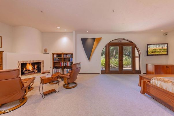 Fireplace, Interior, Living room, Recessed Lighting