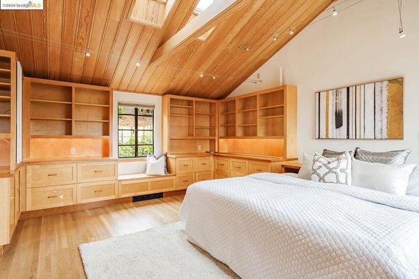 Bedroom, Interior, Recessed Lighting, Wooden Ceilings, Wood Texture Flooring