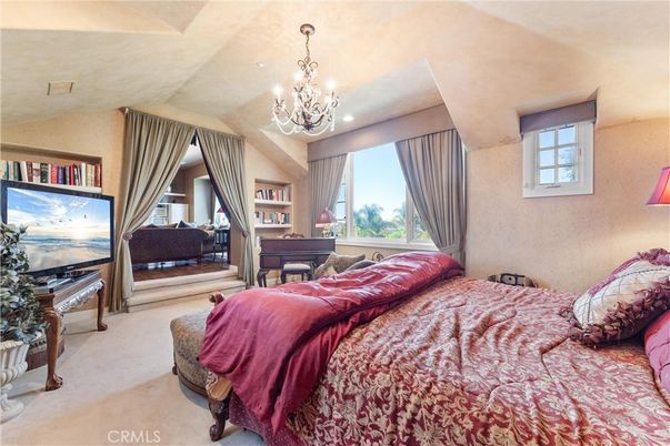 Bedroom, Chandelier, Interior, Recessed Lighting