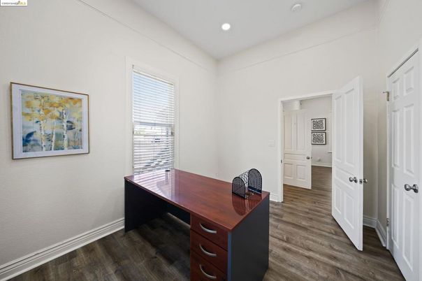 Home Office, Interior, Recessed Lighting, Wood Texture Flooring