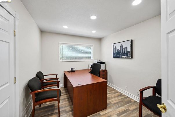 Home Office, Interior, Recessed Lighting, Wood Texture Flooring