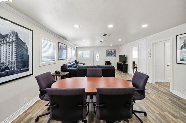 Dining room, Interior, Living room, Recessed Lighting, Wood Texture Flooring
