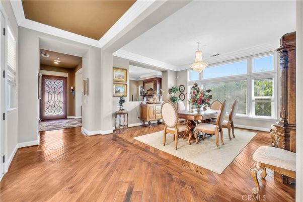 Chandelier, Dining room, Interior, Recessed Lighting, Wood Texture Flooring