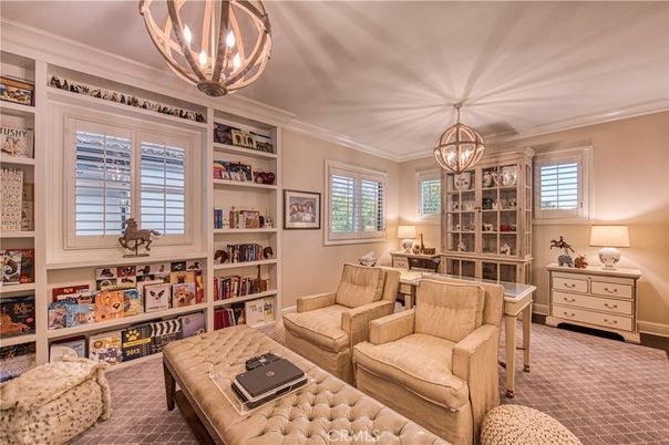 Chandelier, Interior, Pendant Lights