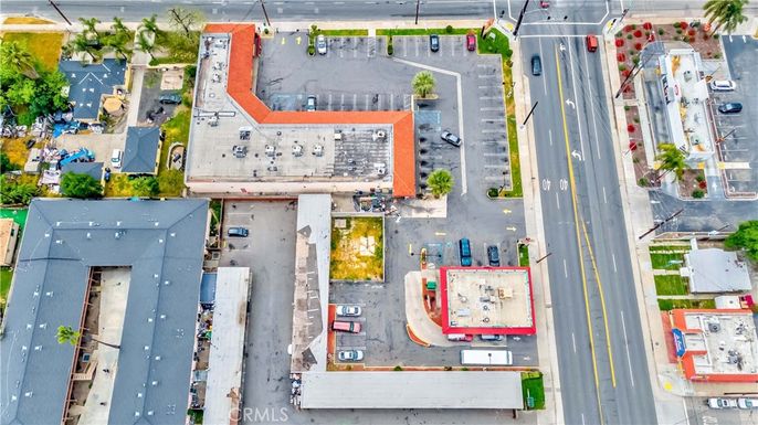 Exterior, Drone