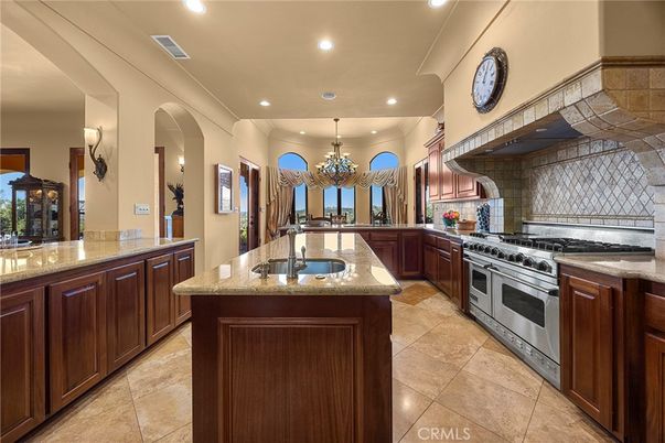 Chandelier, Interior, Kitchen, Recessed Lighting, Stainless Steel Appliances