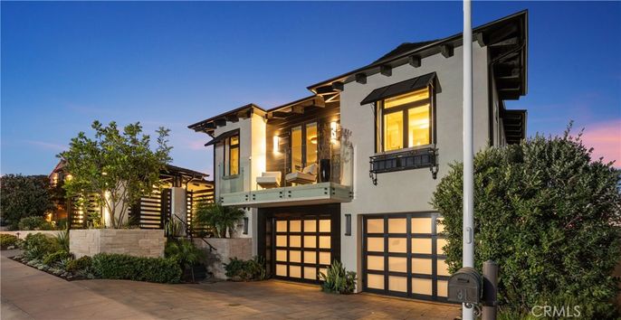 Attached, Exterior, Facade, Modern