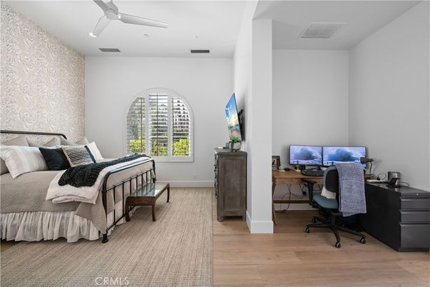Bedroom, Home Office, Interior, Recessed Lighting, Wood Texture Flooring