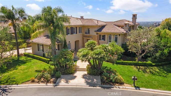 Backyard, Exterior, Facade, Mediterranean