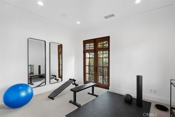 Fitness Equipment, Interior, Recessed Lighting