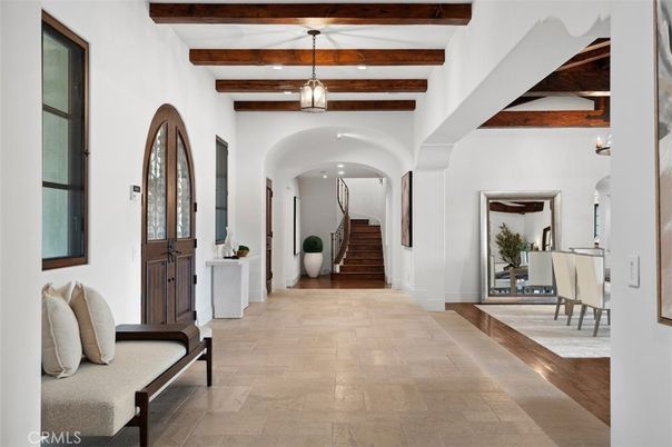 Interior, Pendant Lights, Recessed Lighting, Wooden Beams