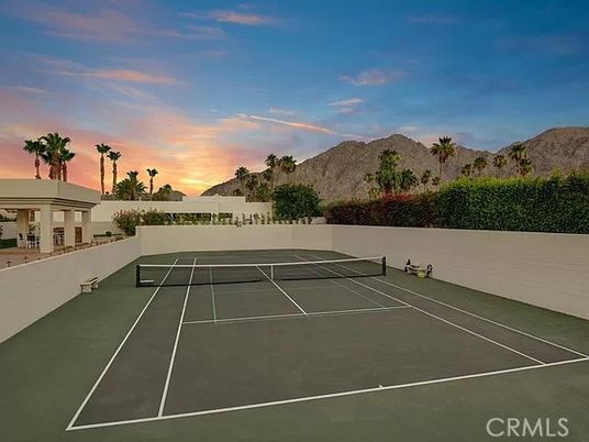 Exterior, Tennis Courts