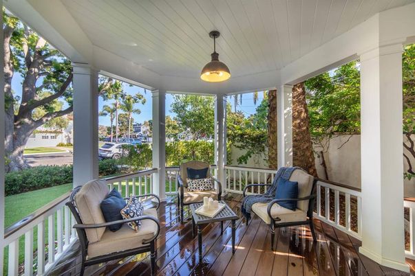 Interior, Sun Room, Wood Texture Flooring