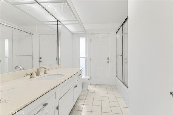 Bathroom, Dual Sink Vanities, Glass Shower, Interior