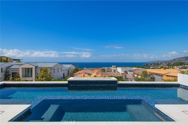 Exterior, Pool, Water