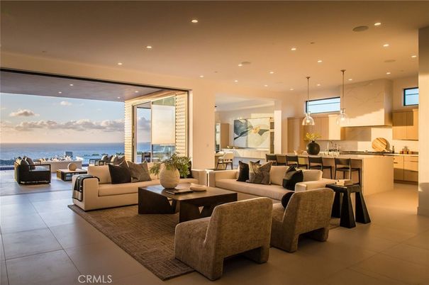 Dining room, Interior, Kitchen, Living room, Pendant Lights, Recessed Lighting, Water