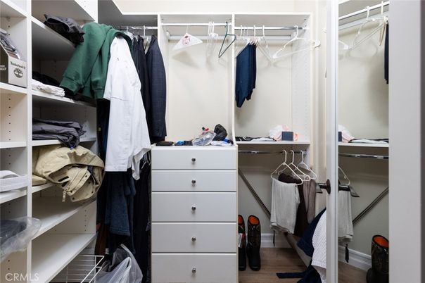 Interior, Walk-in Closets, Wood Texture Flooring