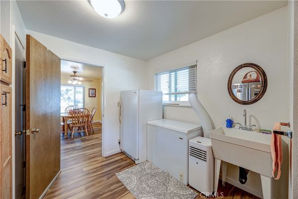 Dining room, Interior, Washer, Wood Texture Flooring