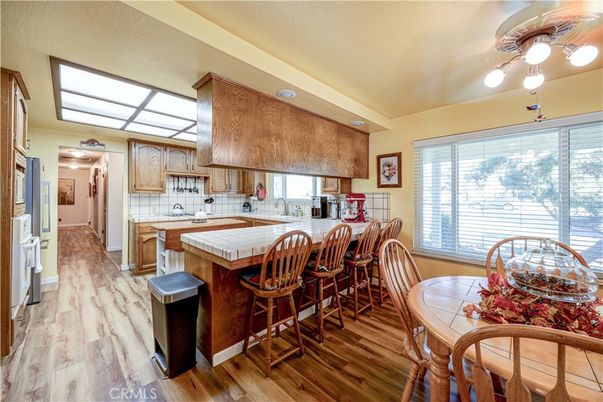 Dining room, Interior, Kitchen, Tile Countertops, Wood Texture Flooring