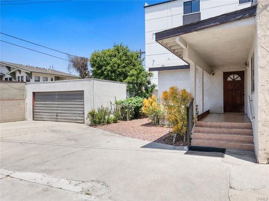 Detached Garage, Exterior