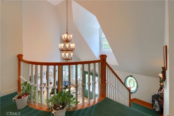 Chandelier, Interior