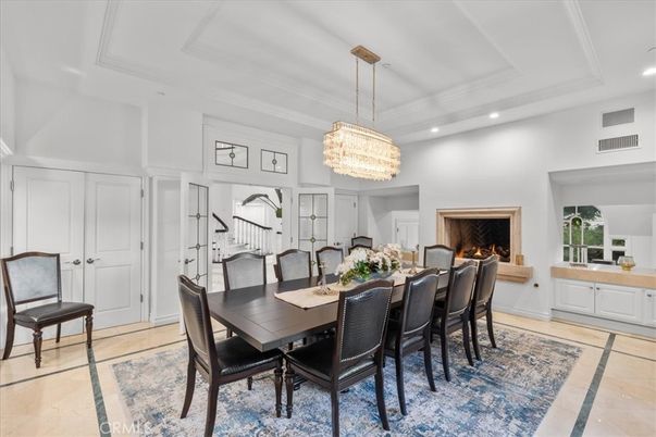 Chandelier, Dining room, Fireplace, Interior, Recessed Lighting