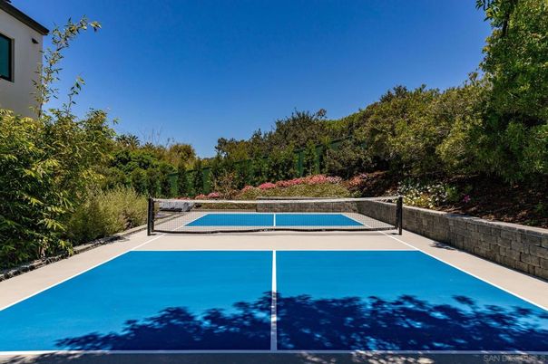 Exterior, Tennis Courts
