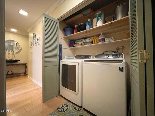 Interior, Recessed Lighting, Utility Closets, Washer, Wood Texture Flooring