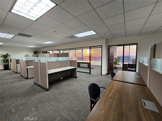 Dining room, Interior, Recessed Lighting