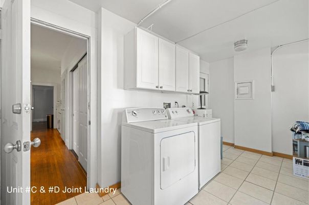 Interior, Utility Closets, Washer, Wood Texture Flooring