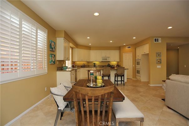 Dining room, Interior, Kitchen, Recessed Lighting