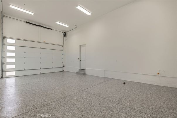Garage, Interior, Recessed Lighting
