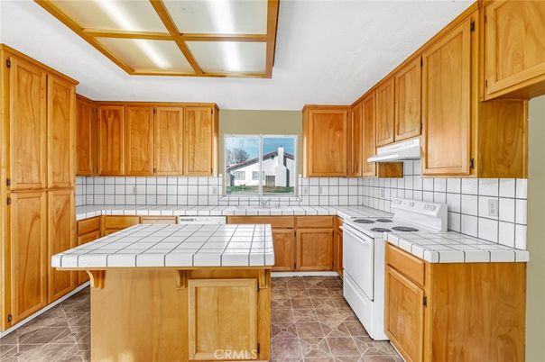 Interior, Kitchen, Tile Countertops