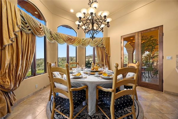 Chandelier, Dining room, Interior, Recessed Lighting