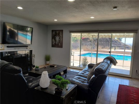 Fireplace, Interior, Living room, Recessed Lighting
