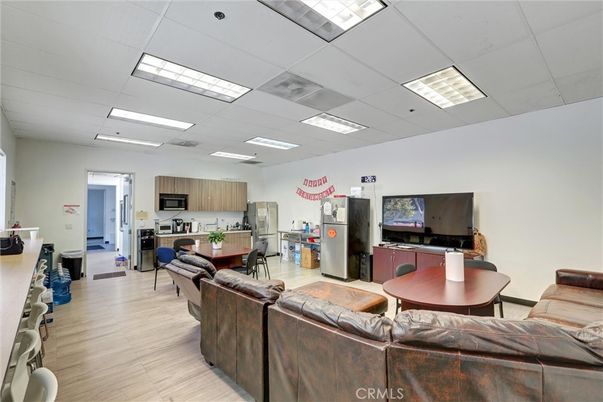 Interior, Kitchen, Living room, Recessed Lighting, Wood Texture Flooring