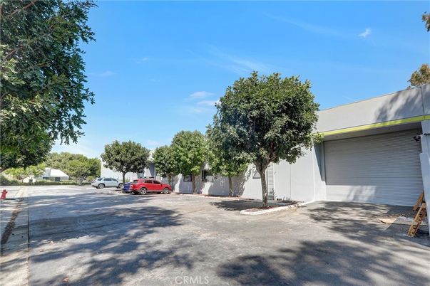 Backyard, Detached Garage, Exterior