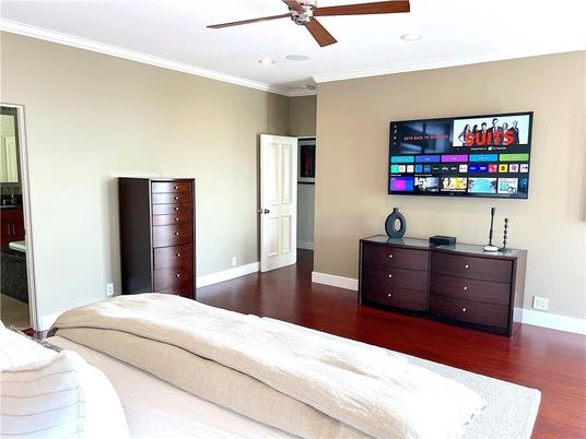 Bedroom, Interior, Recessed Lighting, Wood Texture Flooring