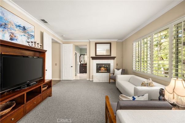 Fireplace, Interior, Living room