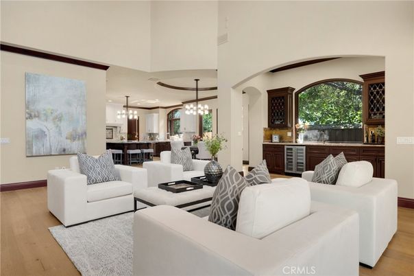 Interior, Kitchen, Living room, Pendant Lights, Recessed Lighting, Wood Texture Flooring