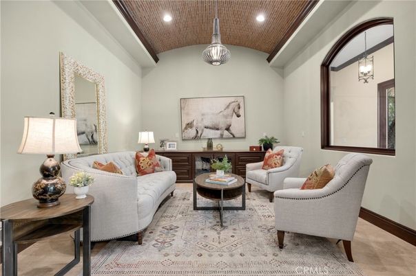 Interior, Living room, Pendant Lights, Recessed Lighting