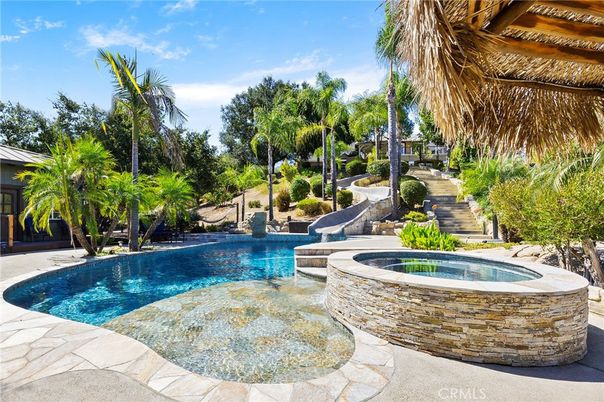 Exterior, Playground, Pool