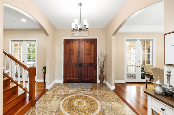 Chandelier, Interior, Recessed Lighting, Wood Texture Flooring