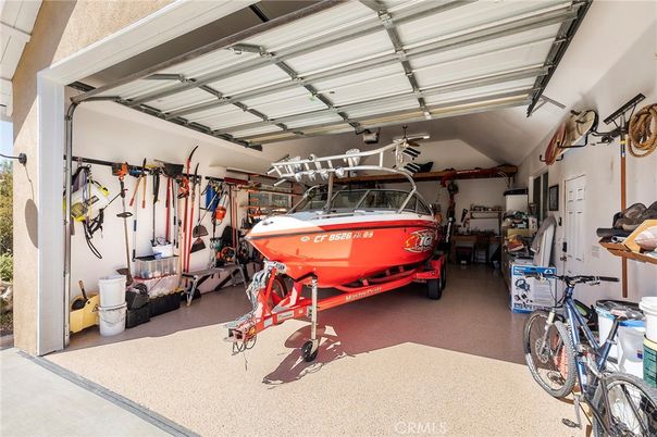 Garage, Interior