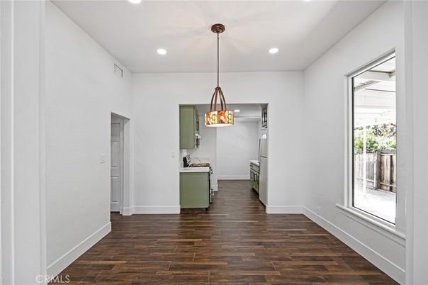 Empty room, Interior, Pendant Lights, Recessed Lighting, Wood Texture Flooring