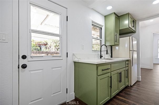Interior, Kitchen, Recessed Lighting, Wood Texture Flooring