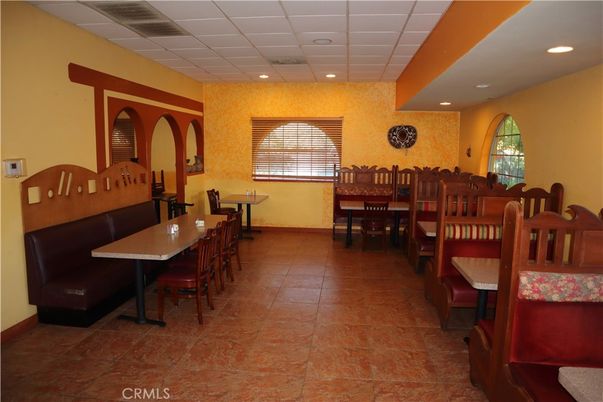 Dining room, Interior, Recessed Lighting